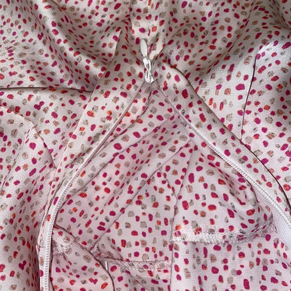 Ann Taylor Pink Dot Belted Sleeveless Blouse NWOT Size 6 - Picture 14 of 14